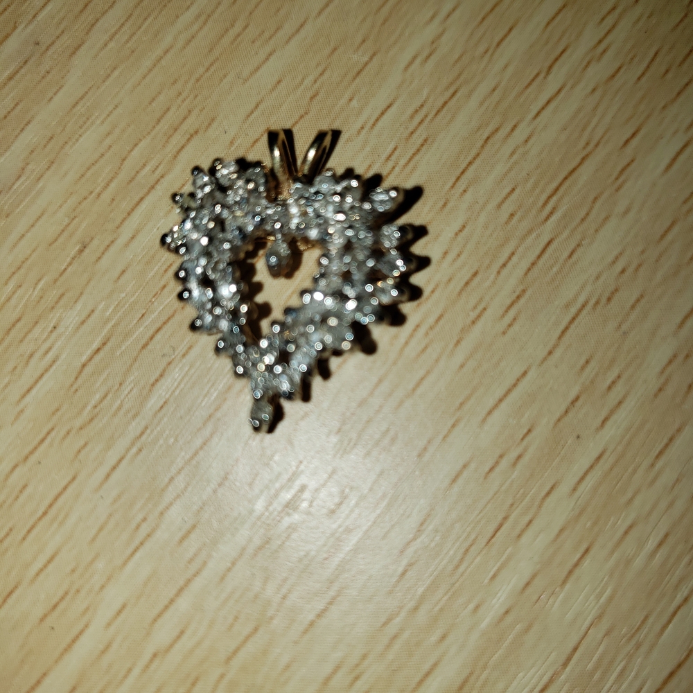 Elegant Silver Heart Pendant